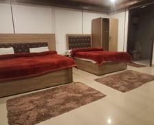 India Uttarakhand Dhanaulti vacation rental compare prices direct by owner 35894599