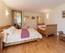 France Burgundy Montigny-la-Resle vacation rental compare prices direct by owner 35874709