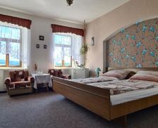 Czechia Karlovy Vary Region Valeč vacation rental compare prices direct by owner 35163611