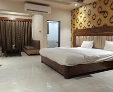 India Maharashtra Ambernath vacation rental compare prices direct by owner 35545883