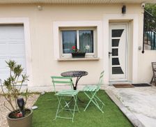 France Centre Le Mesnil-Simon vacation rental compare prices direct by owner 35309797