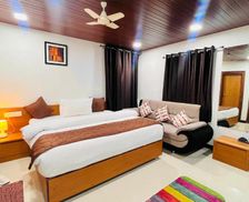 India Rajasthan Mount Ābu vacation rental compare prices direct by owner 35857490