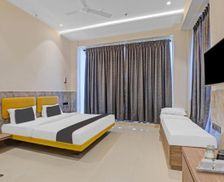 India Gujarat Surat vacation rental compare prices direct by owner 35174288