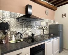 Italy Umbria Tuoro sul Trasimeno vacation rental compare prices direct by owner 32671347