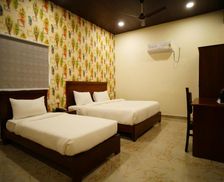 India Telangana Hyderabad vacation rental compare prices direct by owner 35195941