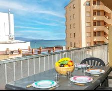 Spain Catalonia L'Escala vacation rental compare prices direct by owner 33675078