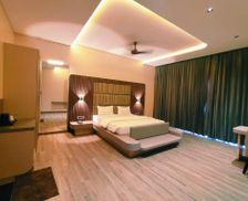 India Maharashtra Ahmadnagar vacation rental compare prices direct by owner 35884407