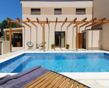 Croatia Istria Valtura vacation rental compare prices direct by owner 35217370