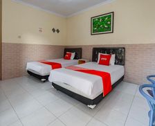 Indonesia East Java Blitar vacation rental compare prices direct by owner 35140814