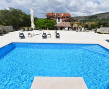 Croatia Sibenik-Knin County Vrpolje vacation rental compare prices direct by owner 35074482