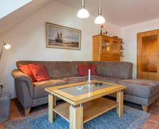 Germany Mecklenburg-Pomerania Zingst vacation rental compare prices direct by owner 10341380