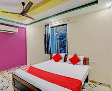 India Uttar Pradesh Jhūsi vacation rental compare prices direct by owner 28299041