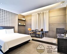 South Korea  Busan vacation rental compare prices direct by owner 18476406