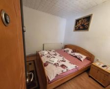 Romania Bihor Şuncuiuş vacation rental compare prices direct by owner 35229730