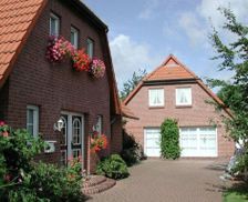 Germany Lower-Saxony Großheide vacation rental compare prices direct by owner 33694587