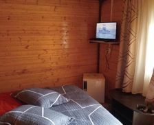 Romania Vâlcea Brezoi vacation rental compare prices direct by owner 26957636