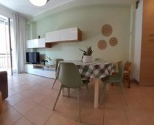 Italy Liguria San Bartolomeo al Mare vacation rental compare prices direct by owner 35162401