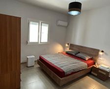 Greece Syros Ermoupoli vacation rental compare prices direct by owner 35281008