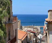 Italy Sicily Castellammare del Golfo vacation rental compare prices direct by owner 33653130