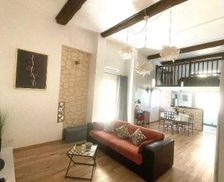 France Languedoc-Roussillon Nîmes vacation rental compare prices direct by owner 35478830