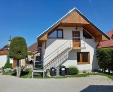 Slovakia Košický kraj Krásnohorská Dlhá Lúka vacation rental compare prices direct by owner 35963364