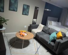 South Africa Gauteng Fourways vacation rental compare prices direct by owner 33634930