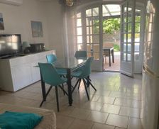 France Languedoc-Roussillon Villetelle vacation rental compare prices direct by owner 27001703