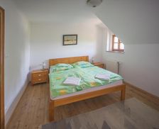 Hungary Veszprem Balatoncsicsó vacation rental compare prices direct by owner 14383556