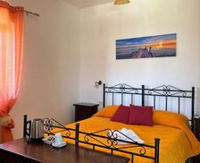 Italy Sicily Pettineo vacation rental compare prices direct by owner 13984567