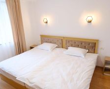 Romania Hunedoara Geoagiu Băi vacation rental compare prices direct by owner 35866806