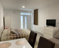 Slovakia Trnavský kraj Dunajská Streda vacation rental compare prices direct by owner 35038436