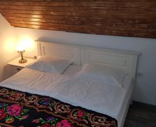 Romania Maramureş Vişeu de Jos vacation rental compare prices direct by owner 35081651