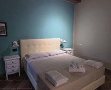 Italy Campania Cicerale vacation rental compare prices direct by owner 34970749