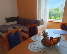 Croatia Split-Dalmatia County Kaštela vacation rental compare prices direct by owner 13323757