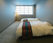 Japan Toyama Nanto vacation rental compare prices direct by owner 35092098