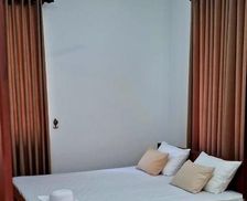 Sri Lanka Kandy District Kundasale vacation rental compare prices direct by owner 35172892