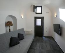 Greece Santorini Emporio Santorini vacation rental compare prices direct by owner 35130685