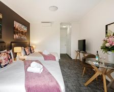 Australia Victoria Melbourne vacation rental compare prices direct by owner 13758765