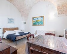 Italy Apulia Ostuni vacation rental compare prices direct by owner 16134827