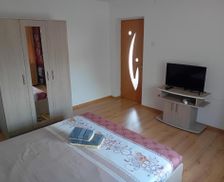 Romania Vâlcea Călimăneşti vacation rental compare prices direct by owner 35004988