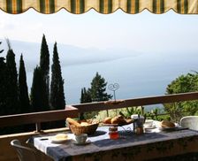 Italy Lombardy Tignale vacation rental compare prices direct by owner 3977010