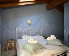 Italy Veneto Rivoli Veronese vacation rental compare prices direct by owner 27047091