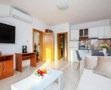 Croatia Dubrovnik-Neretva County Mokošica vacation rental compare prices direct by owner 35898147