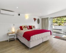 New Zealand Waiheke Island Oneroa vacation rental compare prices direct by owner 15824155