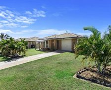 Australia Queensland Burrum Heads vacation rental compare prices direct by owner 35876711