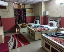 Pakistan Punjab Gujrānwāla vacation rental compare prices direct by owner 35900244