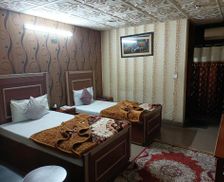 Pakistan Punjab Gujrānwāla vacation rental compare prices direct by owner 35900195