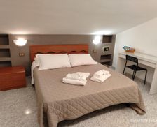 Italy Lazio Fiumicino vacation rental compare prices direct by owner 35646256