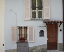 Italy Piedmont Guarene vacation rental compare prices direct by owner 35184148