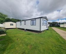 United Kingdom Norfolk Hopton on Sea vacation rental compare prices direct by owner 35886907